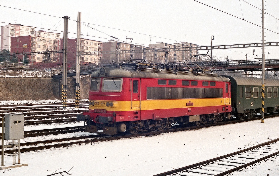 242 281-4