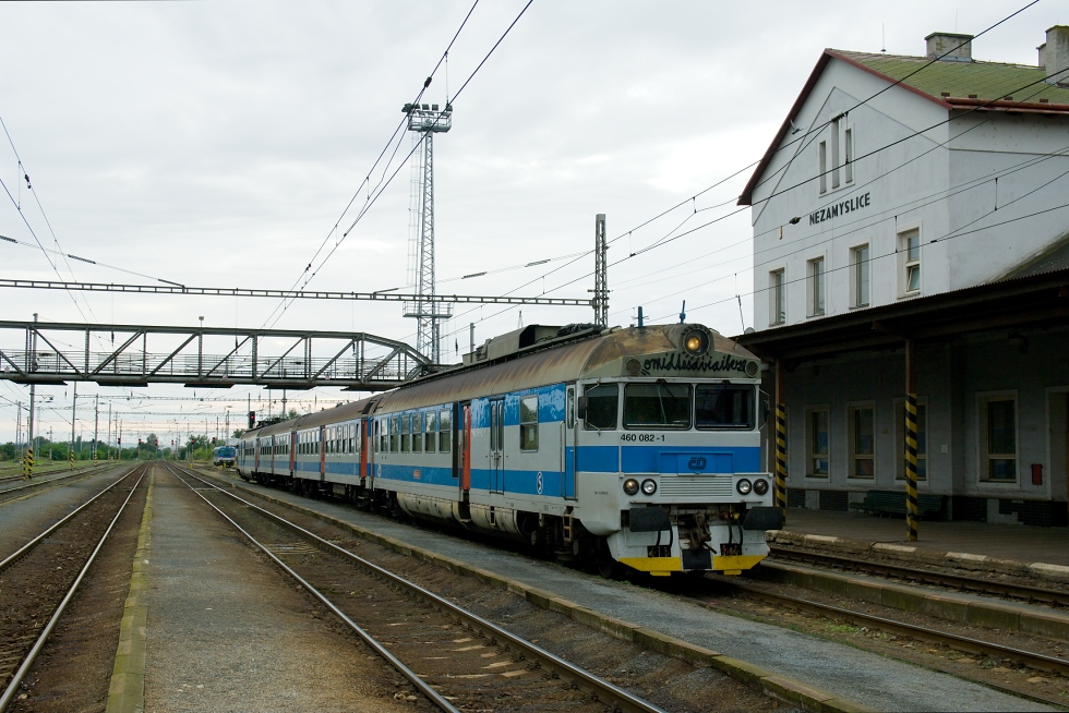 460 082-1