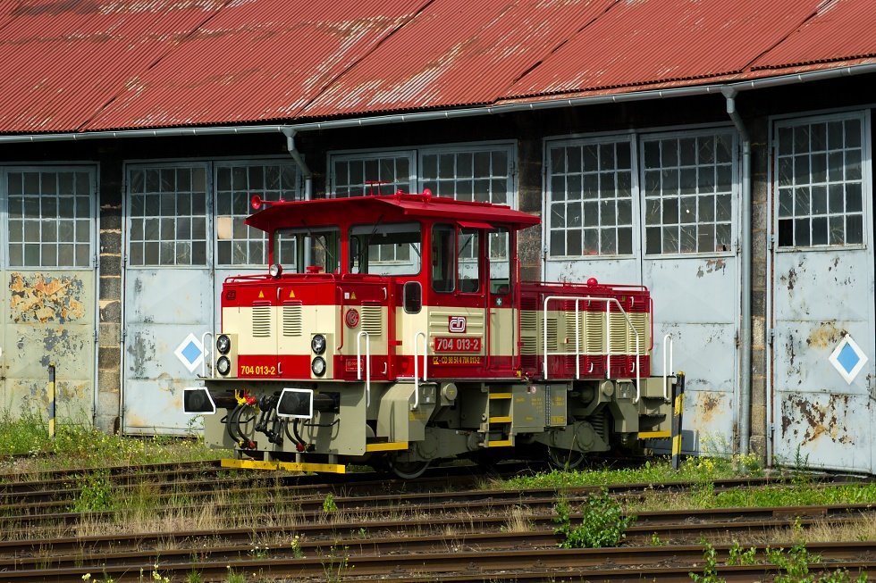 704 013-2