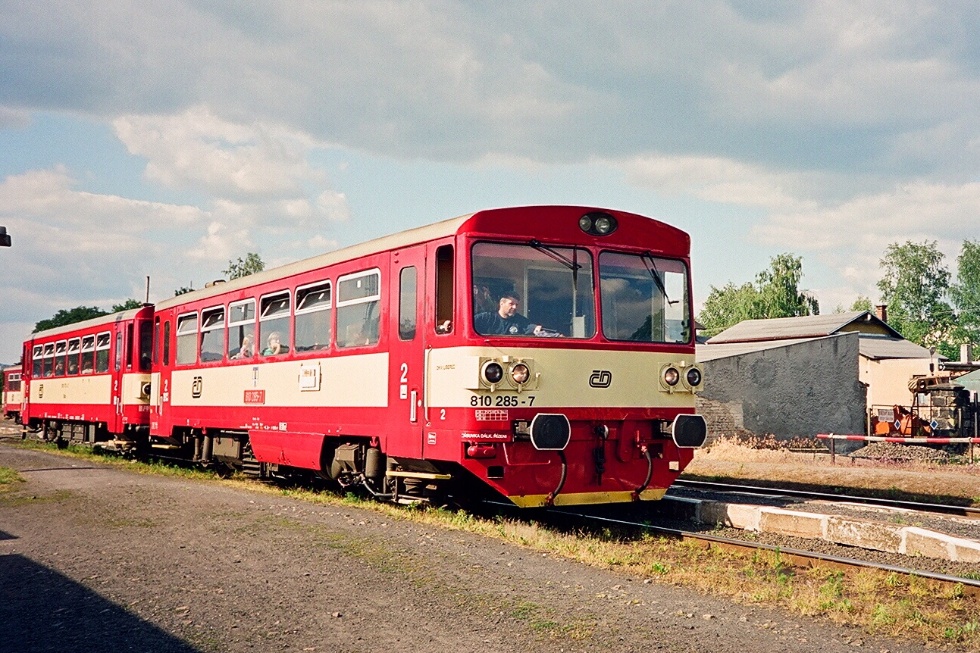 810 285-7