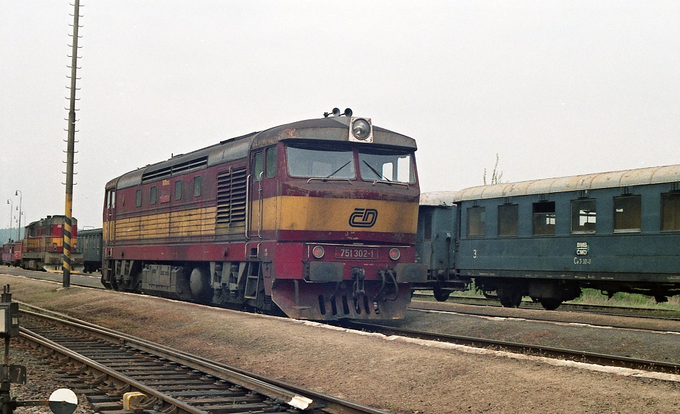 751 302-1