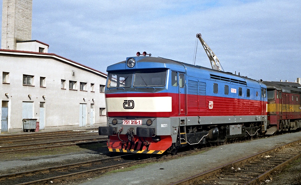 751 316-1