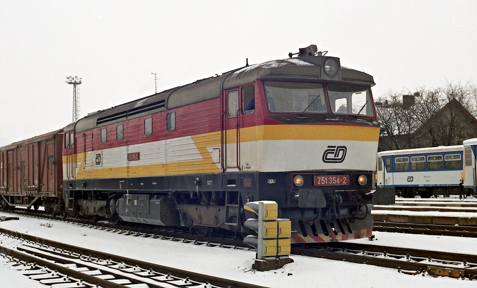 751 354-2