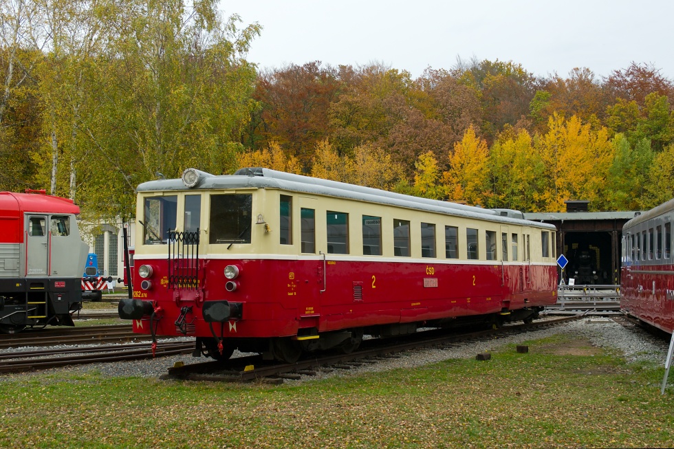 830 076-6