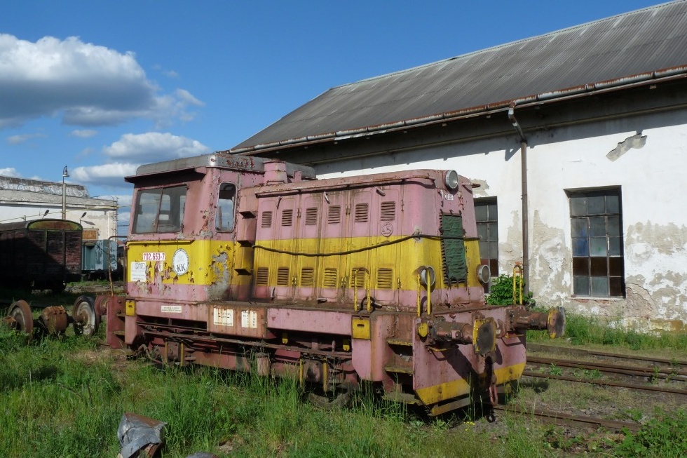 702 653-7