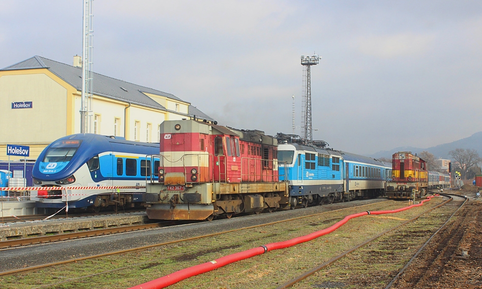 742 367-6