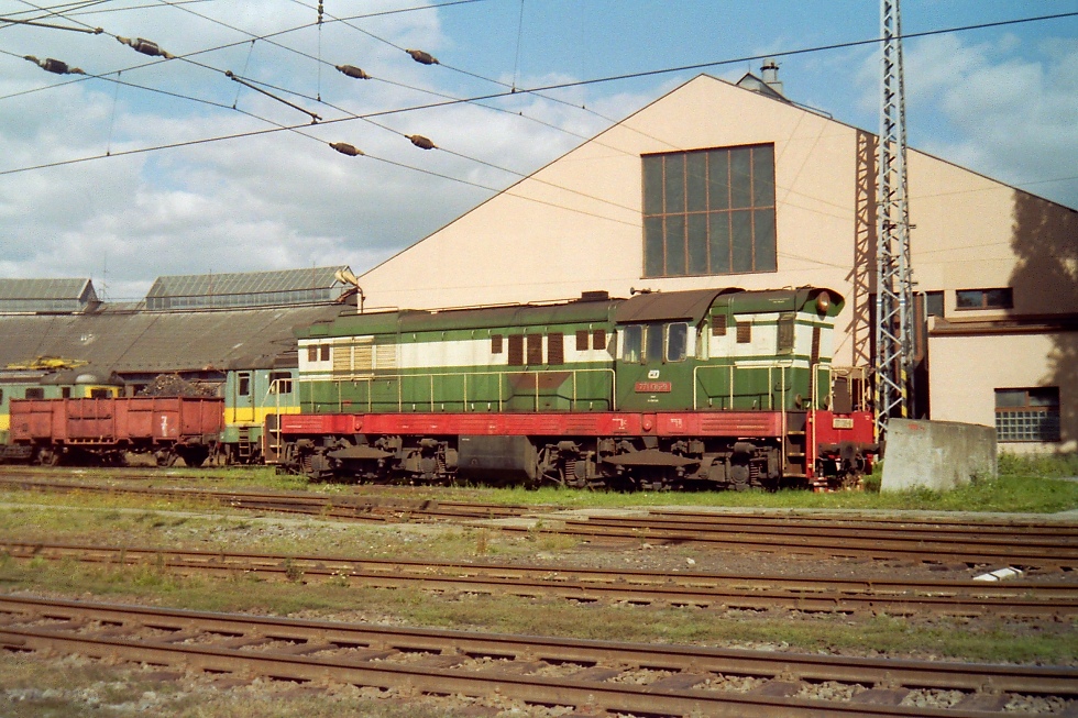 771 136-9