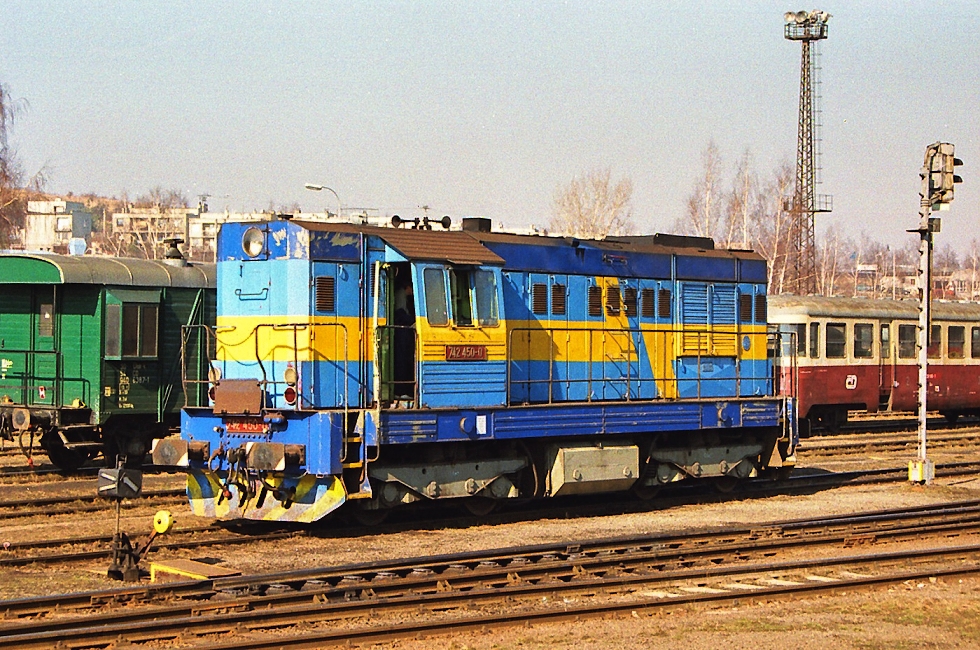 742 450-0