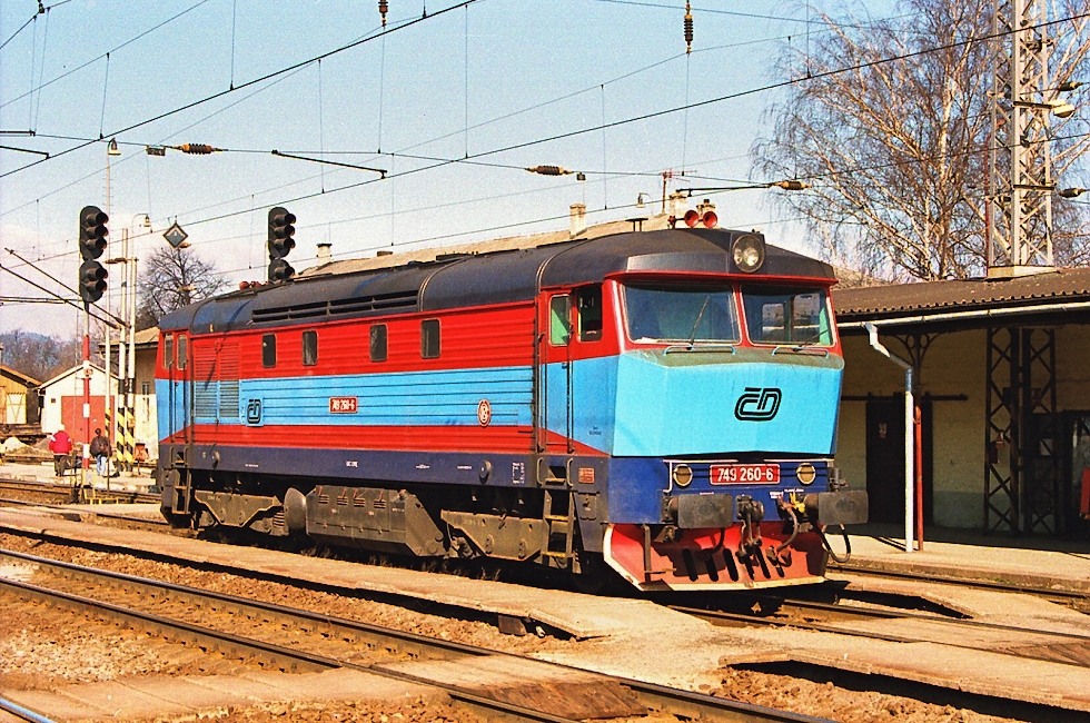 749 260-6
