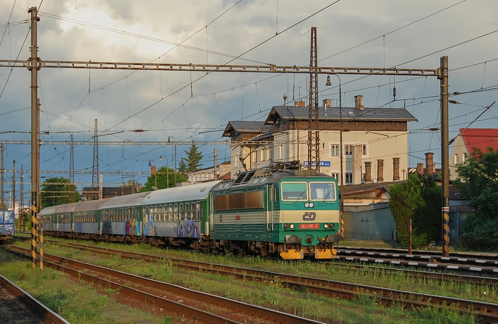 163 035-9