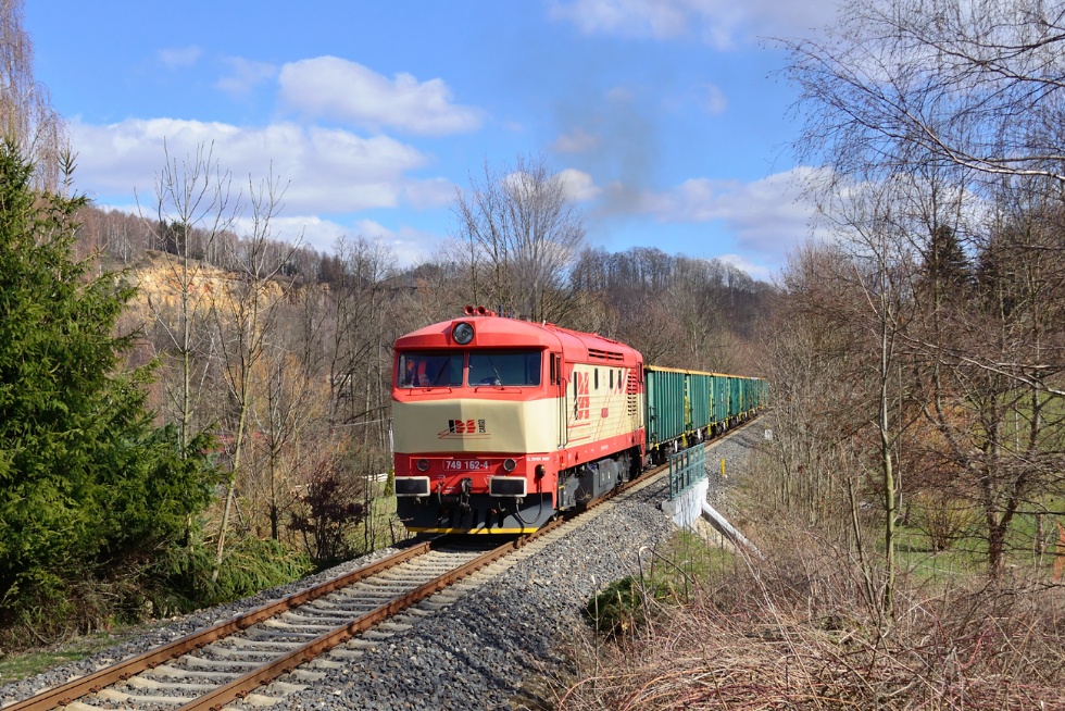 749 162-4