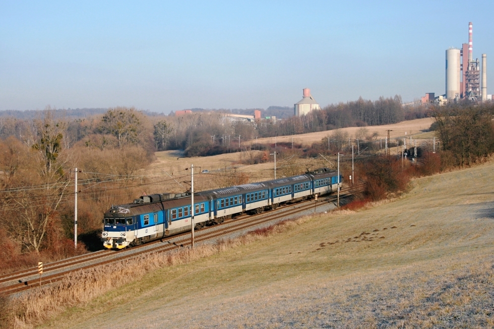 460 076-3