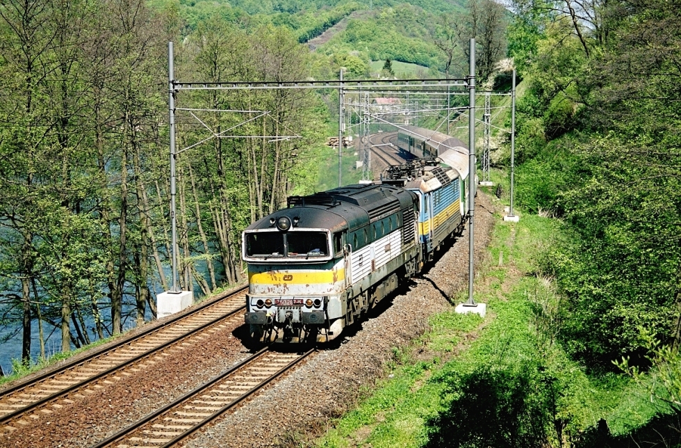 750 287-5