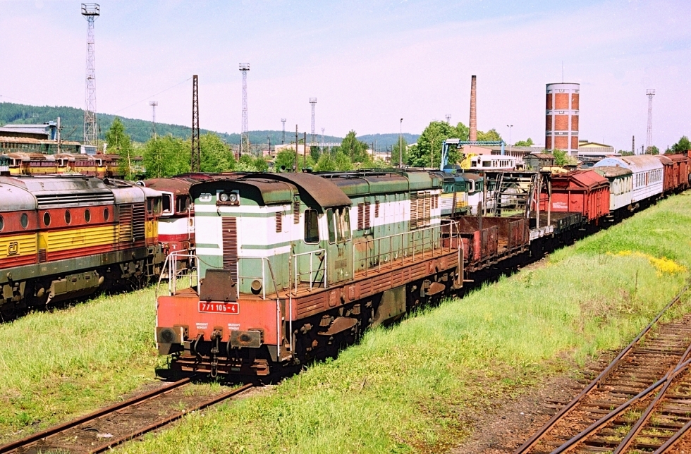 771 105-4