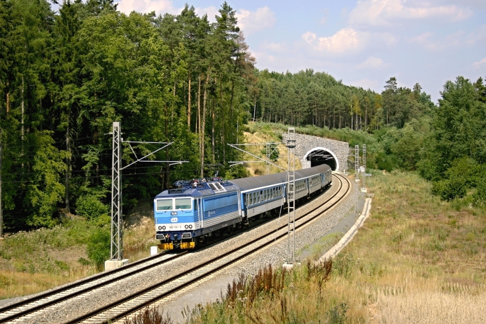 362 132-3