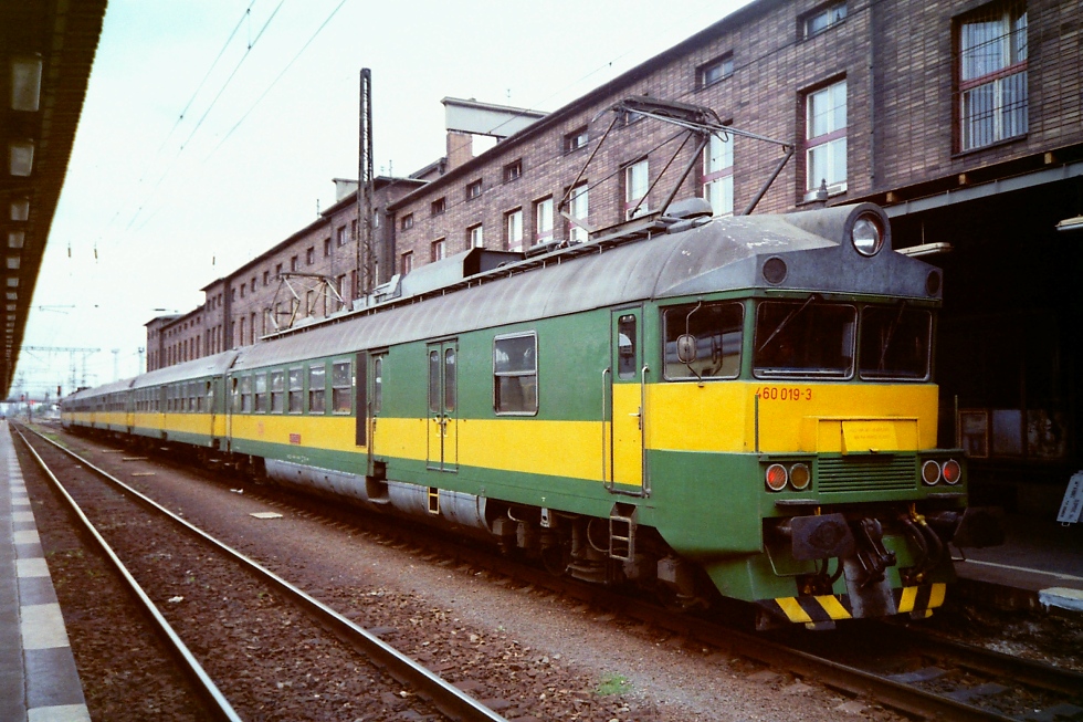 460 019-3