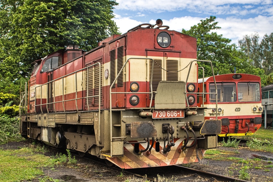 730 606-1