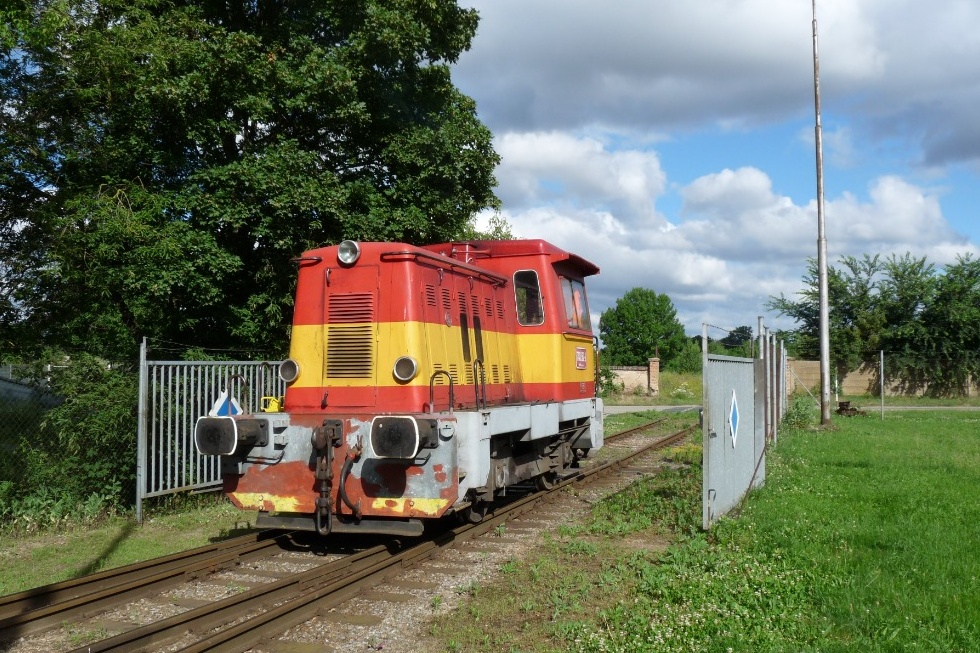 703 652-8