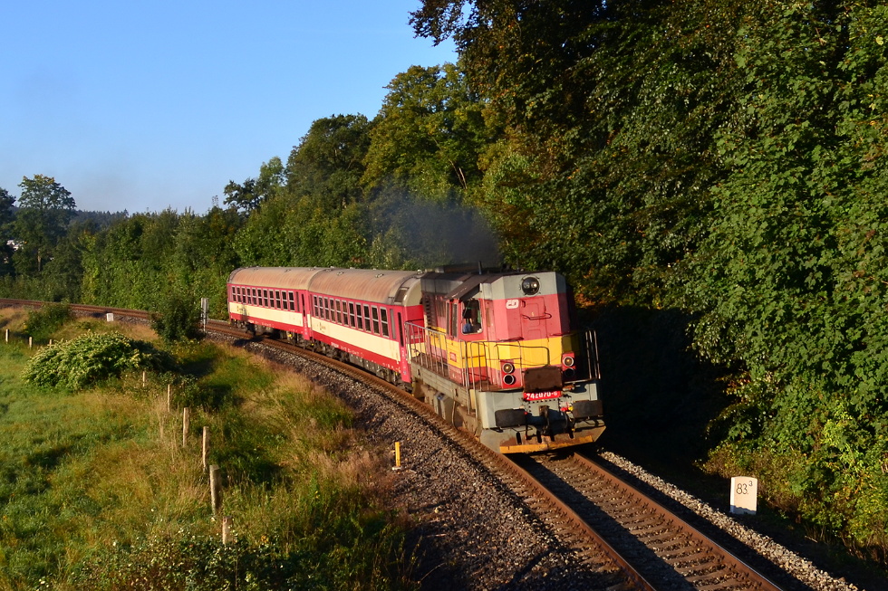 742 070-6