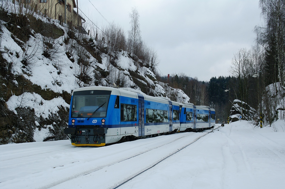 840 009-5