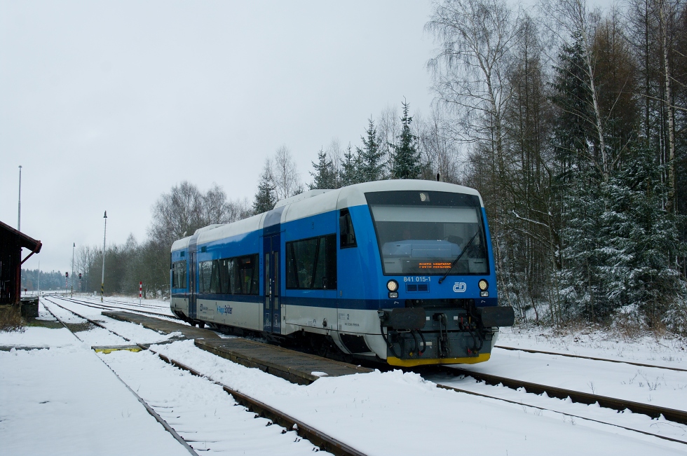 841 015-1