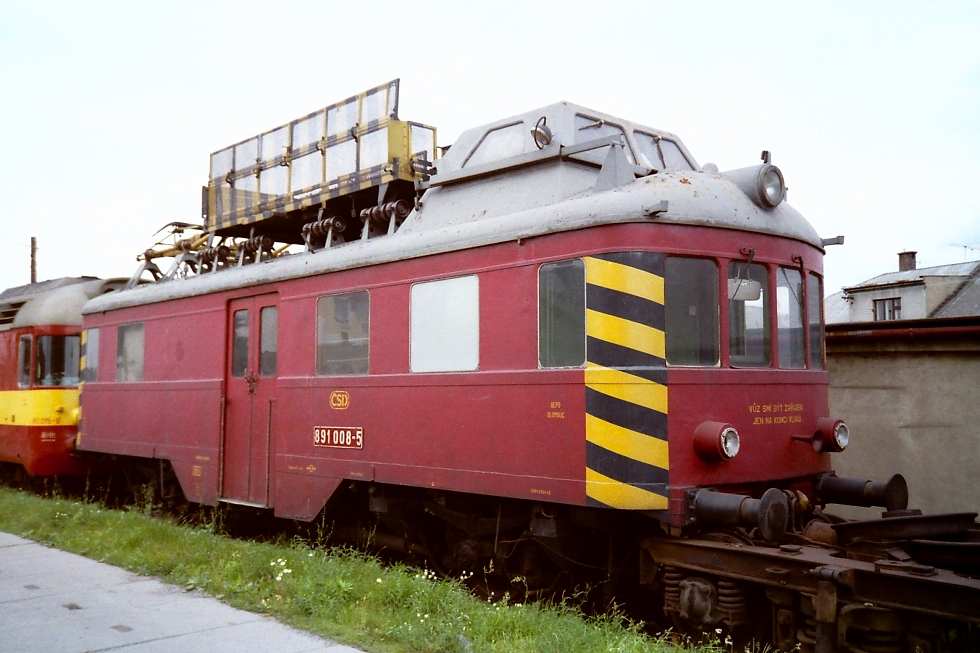 891 008-5