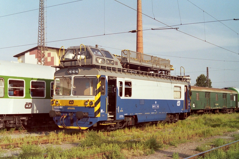 892 062-1