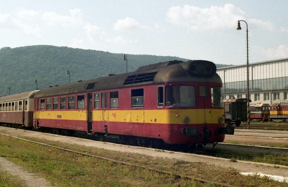 850 044-9