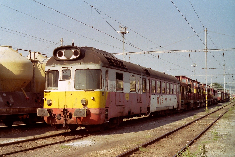 851 004-2