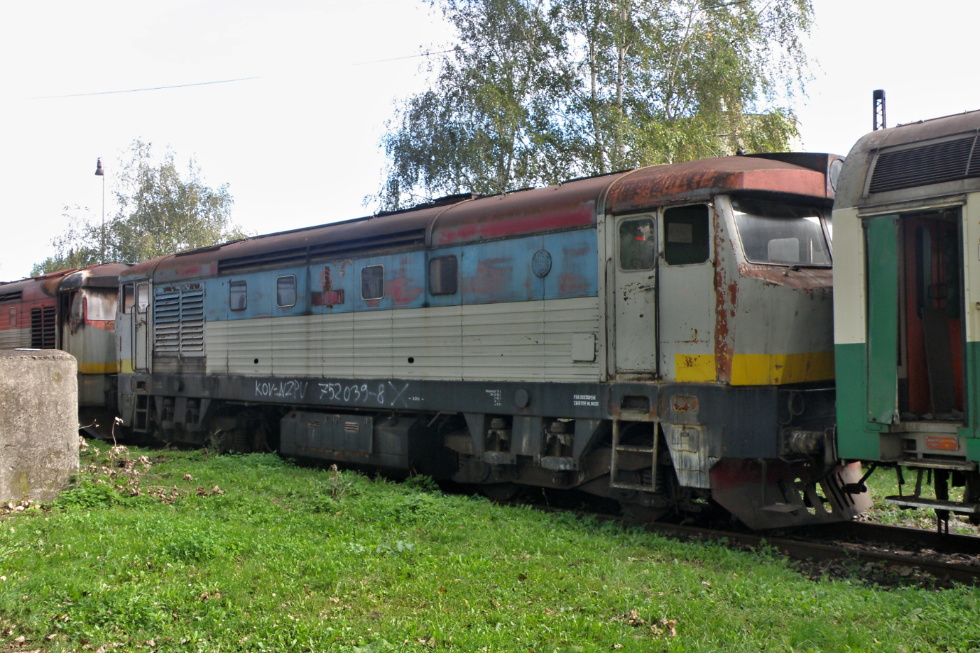 752 039-8