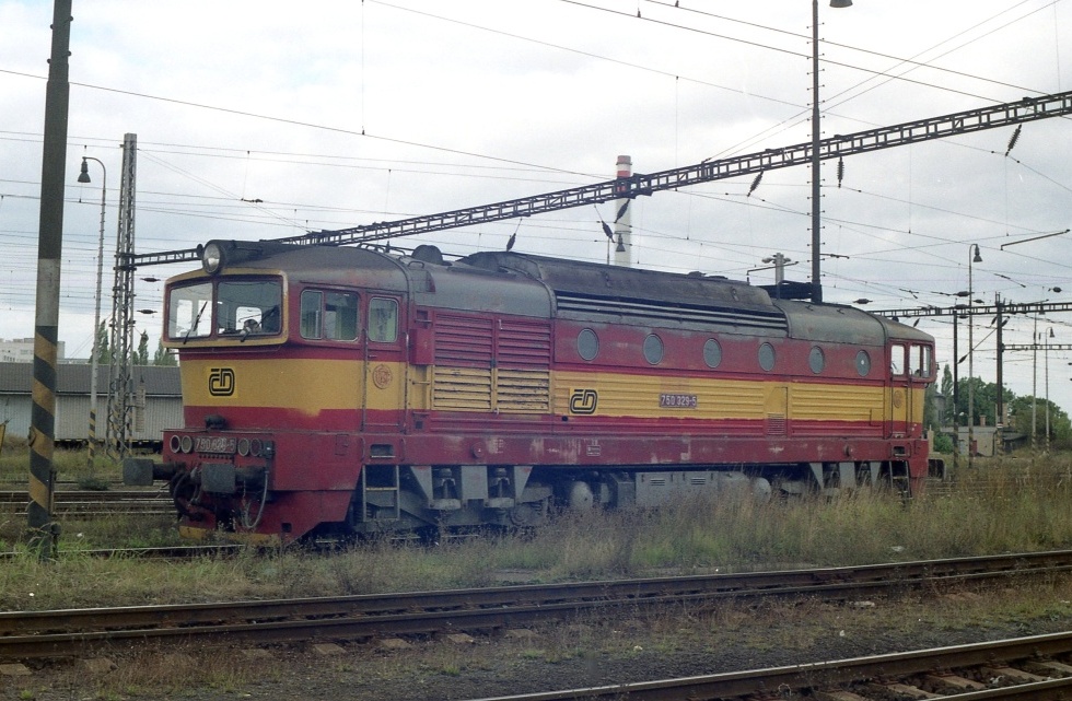 750 329-5