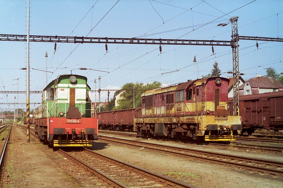771 110-4