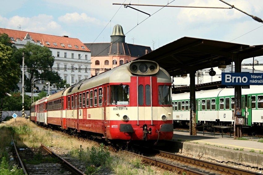 850 031-6