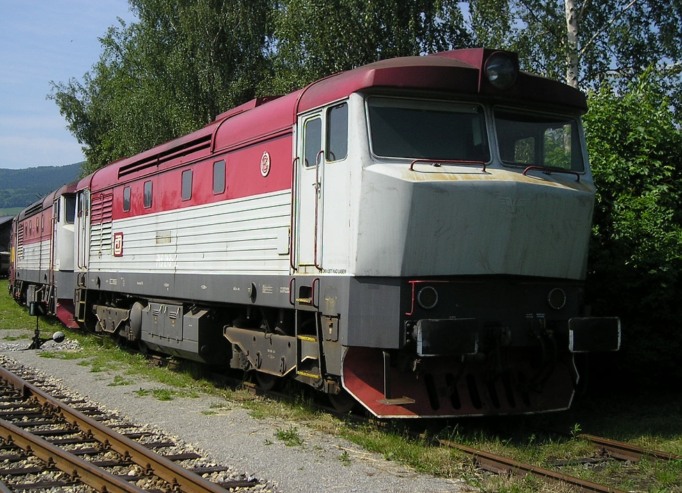 749 243-2