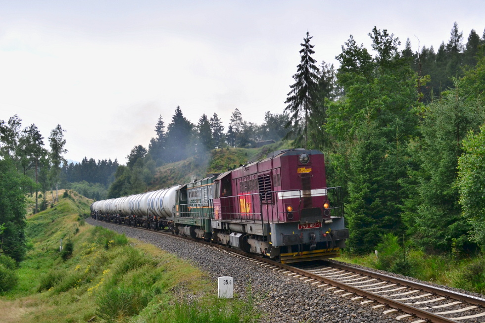 740 851-1