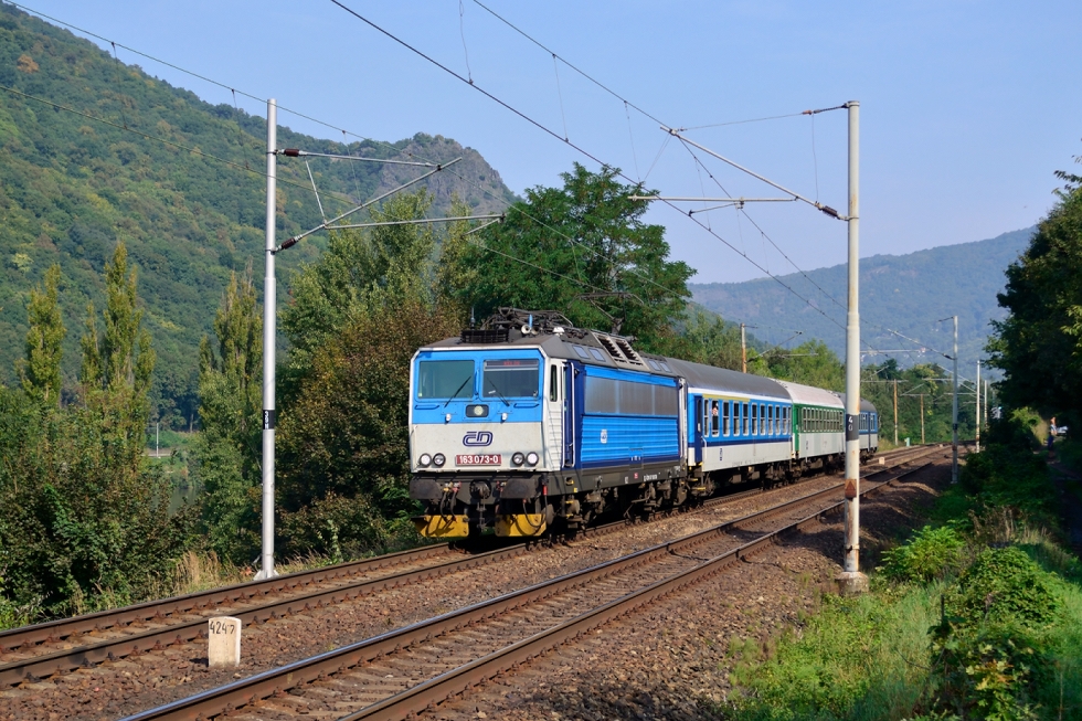 163 073-0