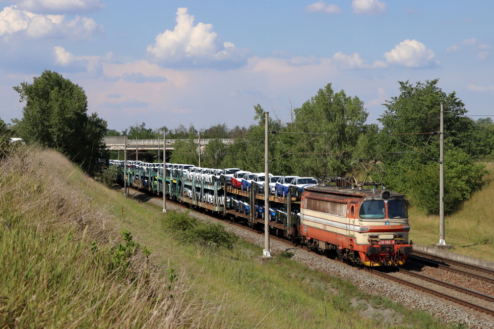 230 082-0