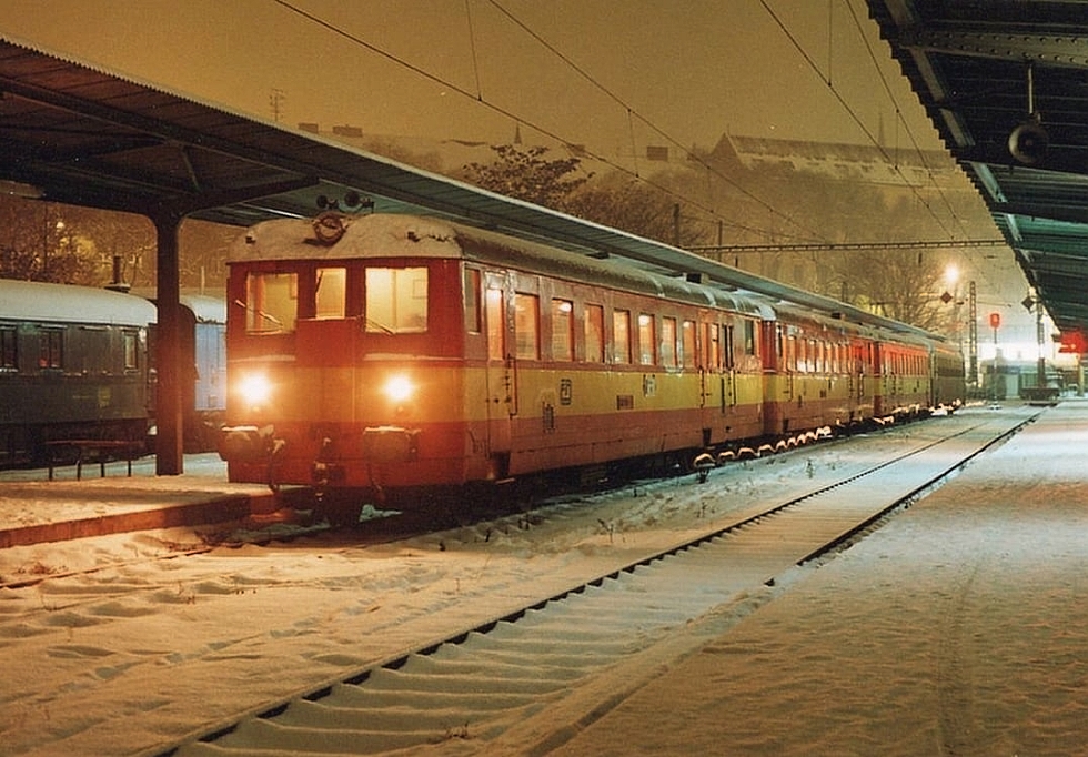 830 207-7