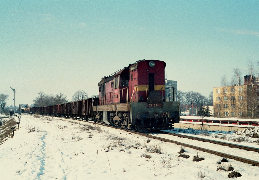 771 044-5