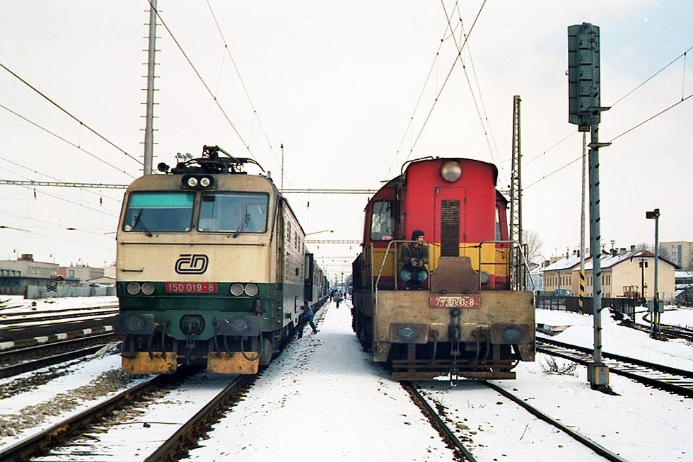 771 170-8