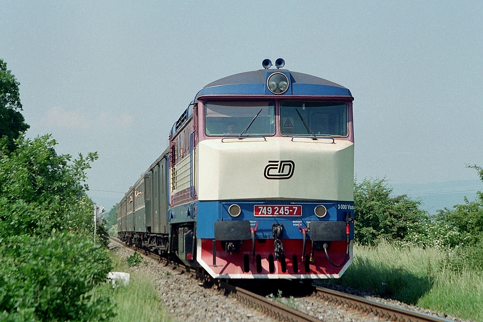 749 245-7
