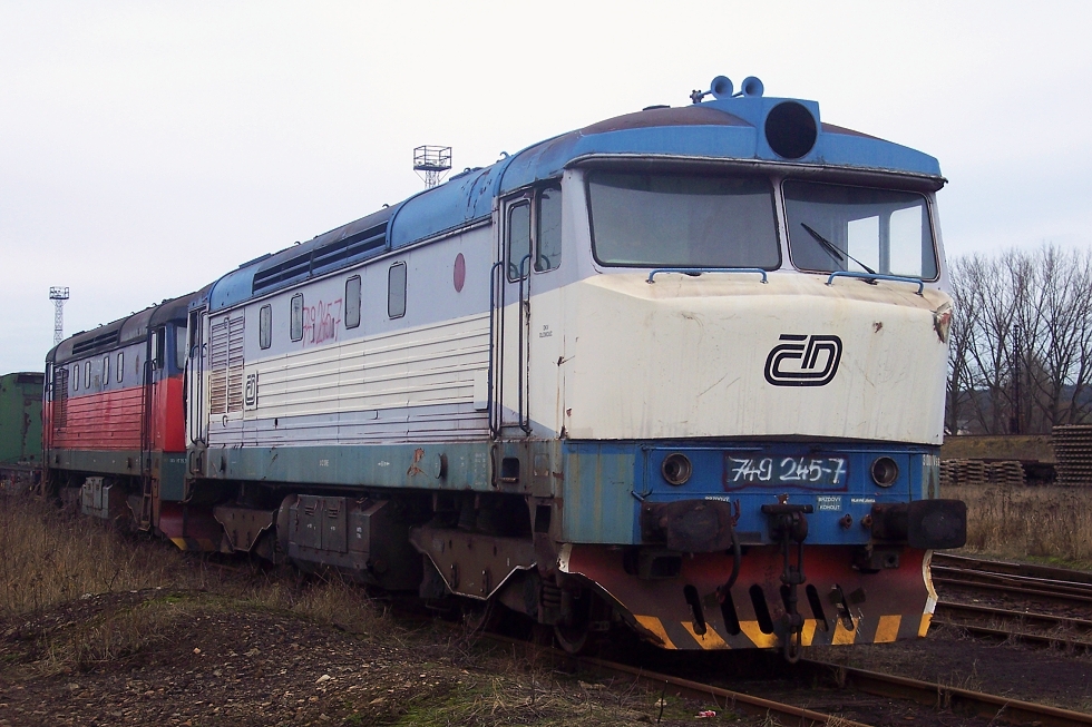 749 245-7