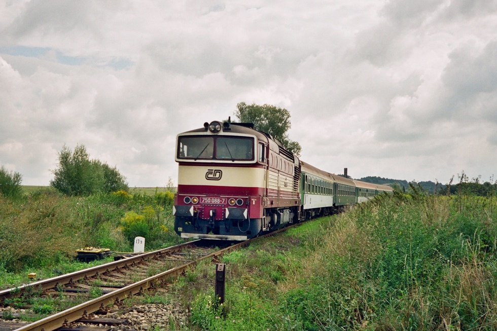 750 088-7