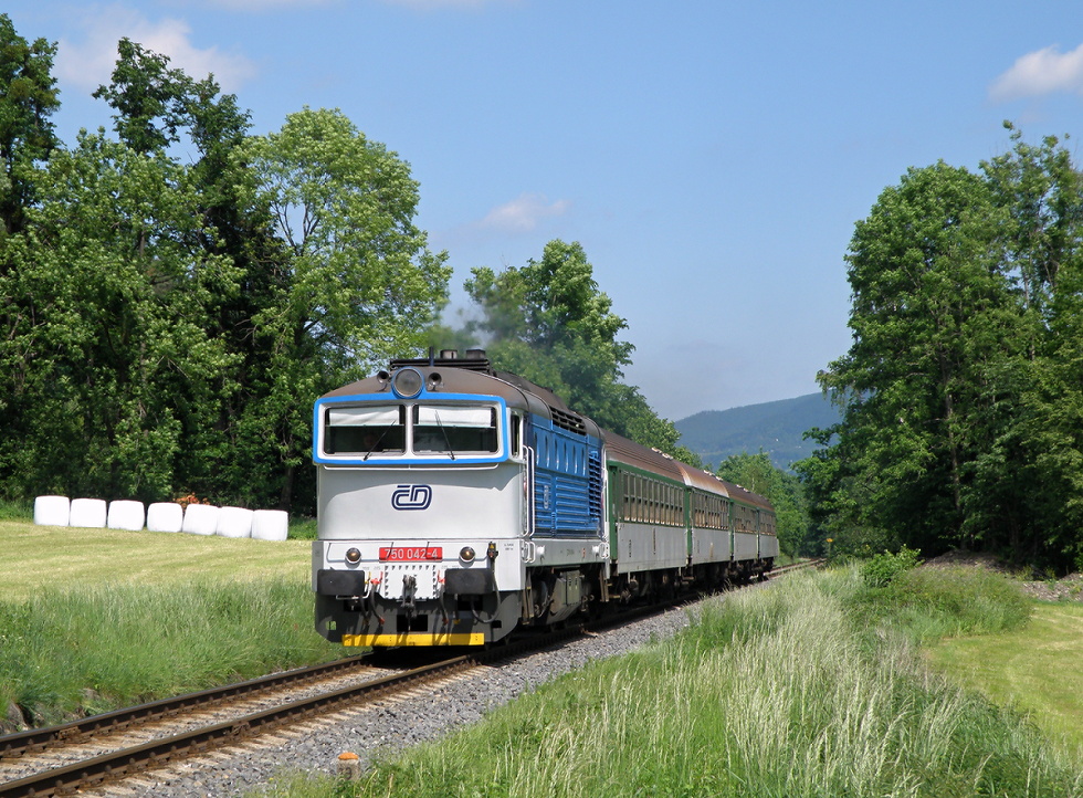750 042-4