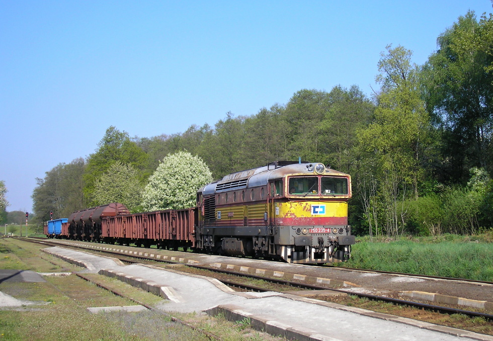 750 235-4