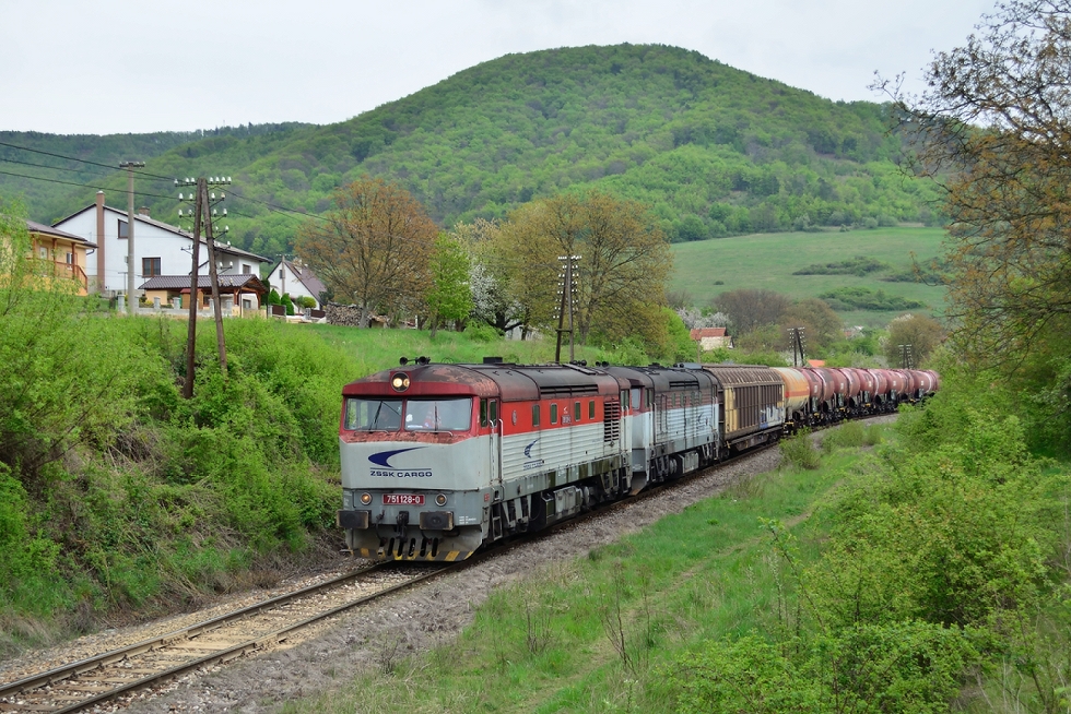 751 128-0