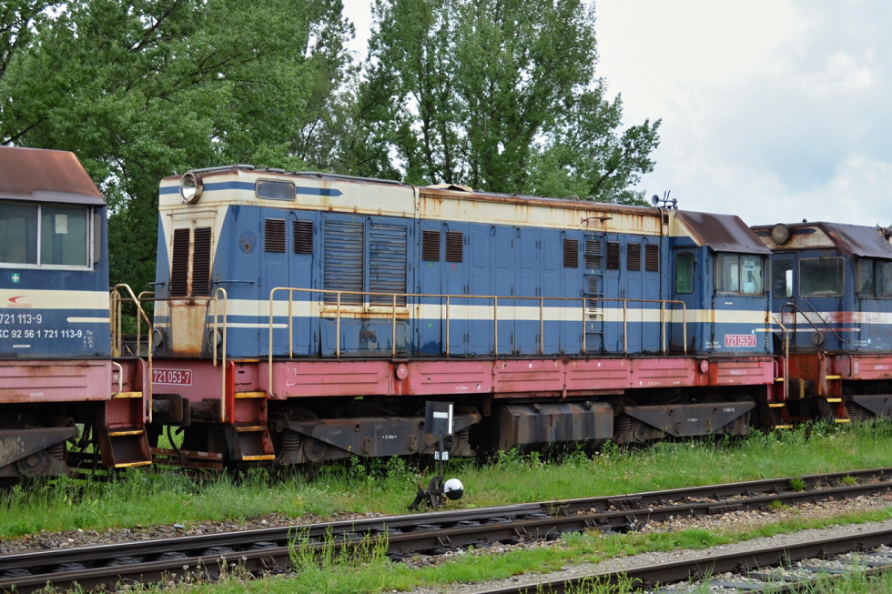 721 053-7