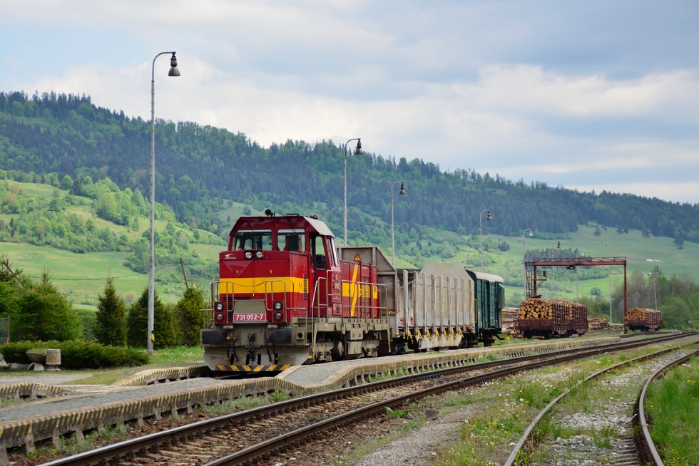 731 052-7