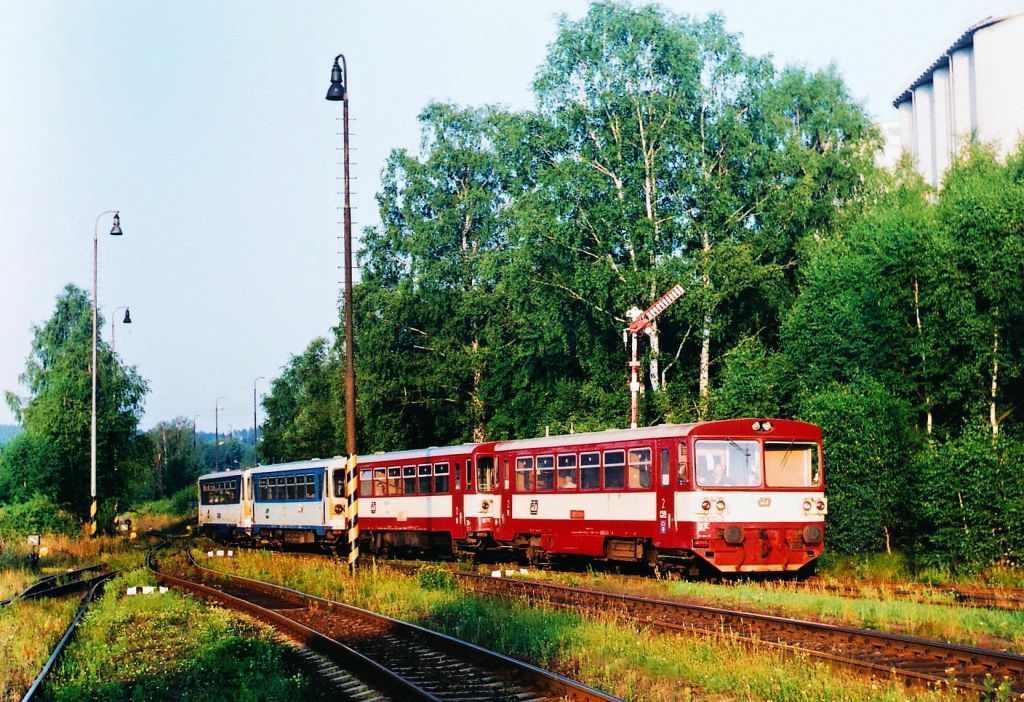 810 670-0