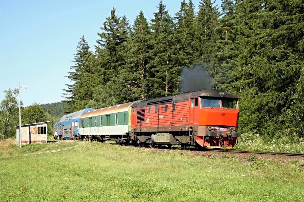 749 252-3